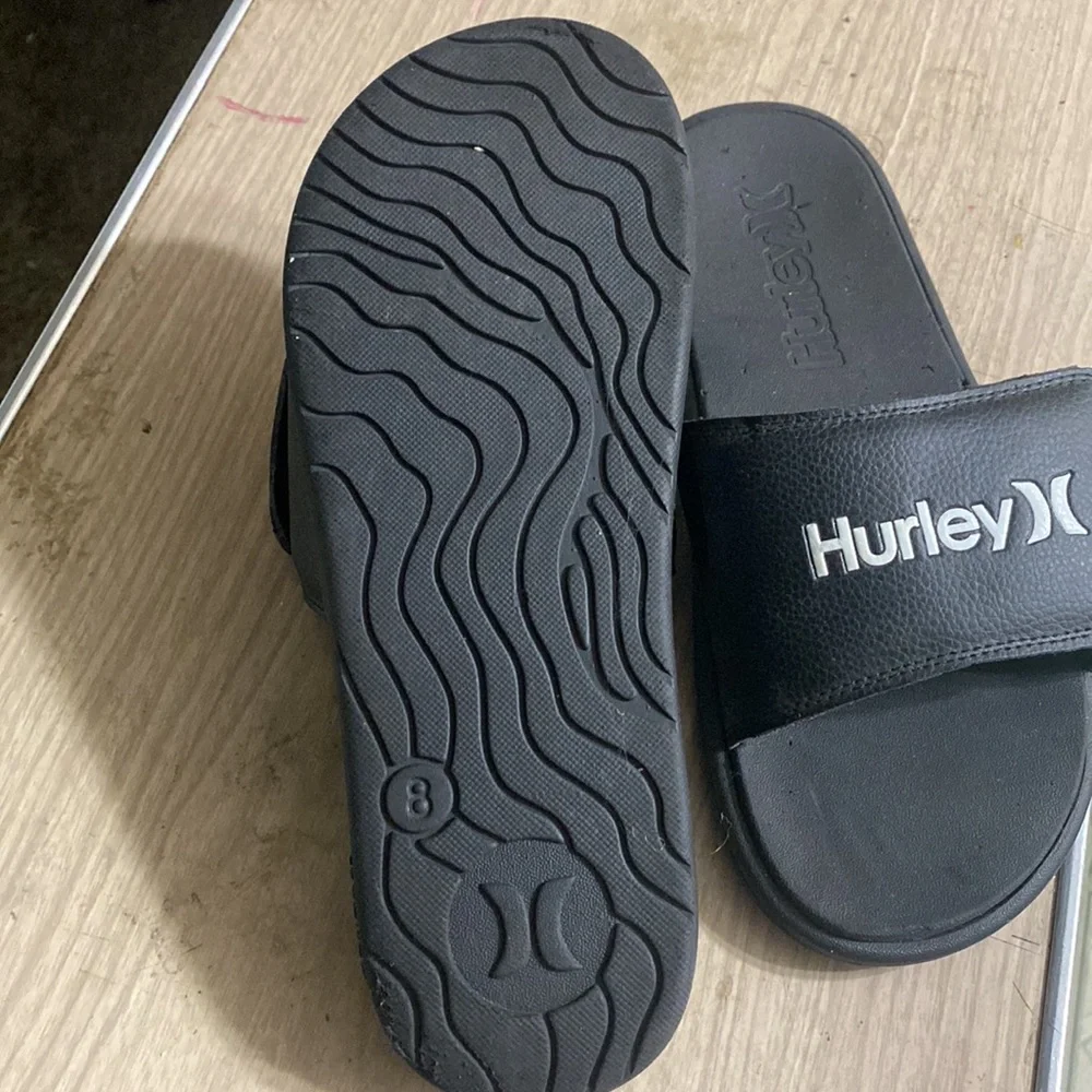 Hurley slides - Picture 2 of 5